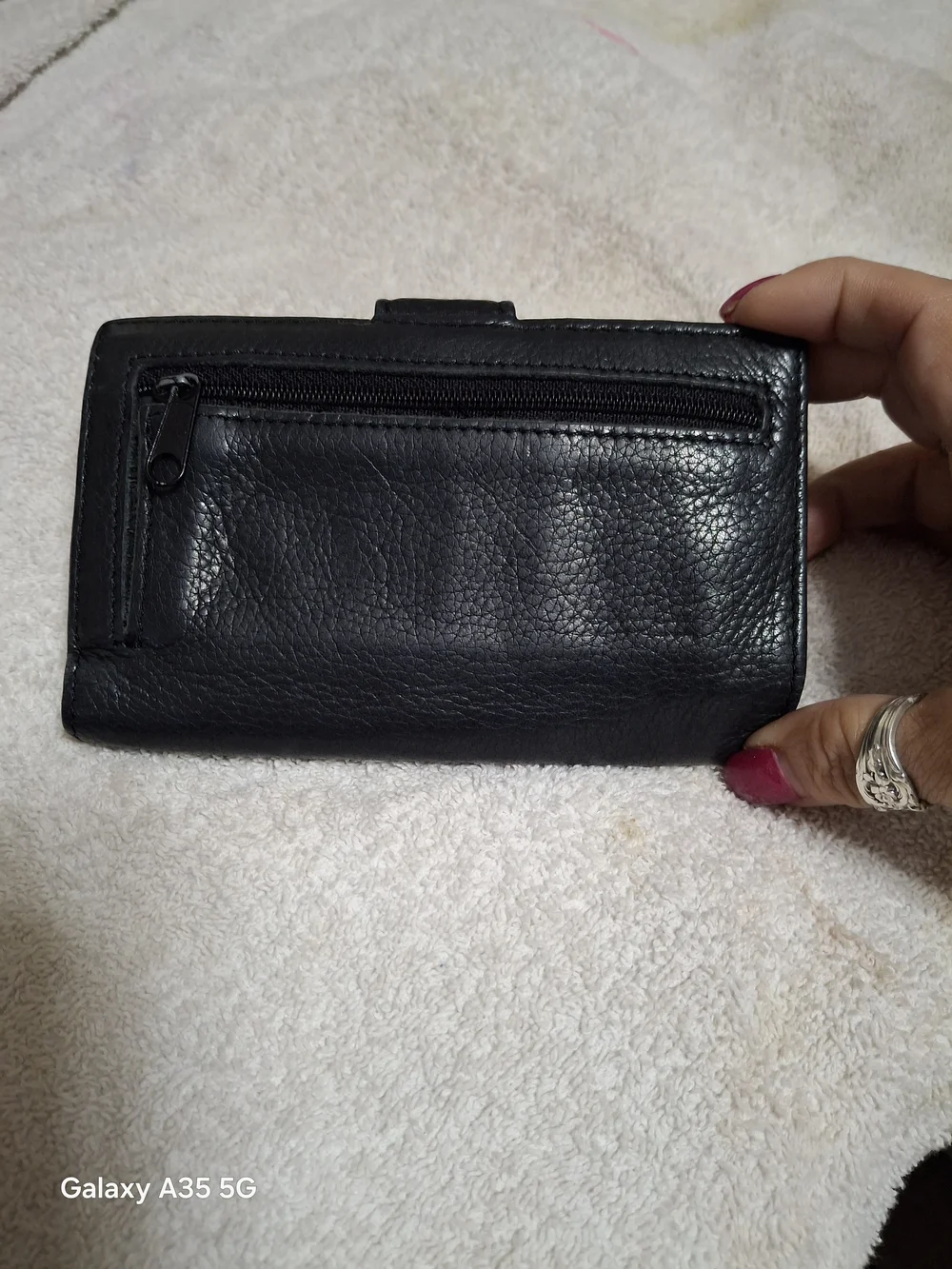Fossil Black Tri-fold Leather Wallet with Snap Closure - Black
